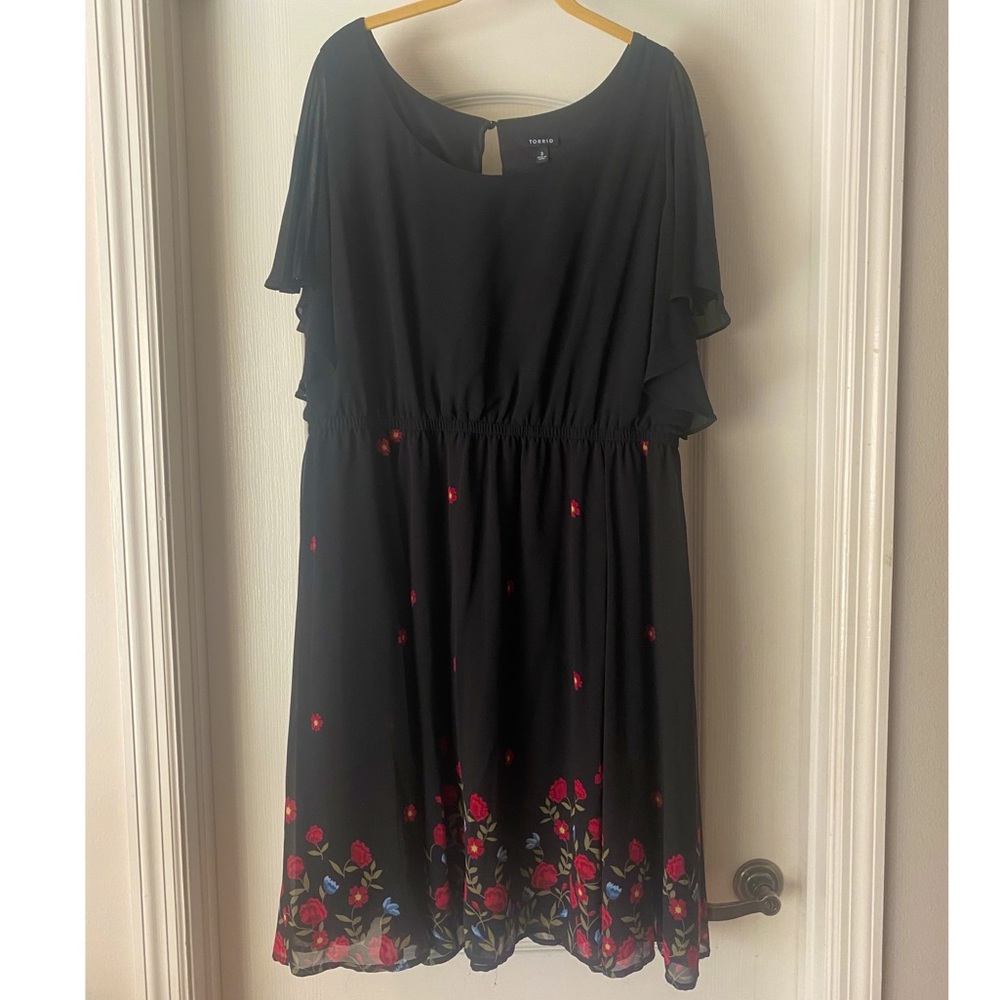 Torrid Black Flutter Chiffon Mini Dress with Garden Floral Trim Detail size 3